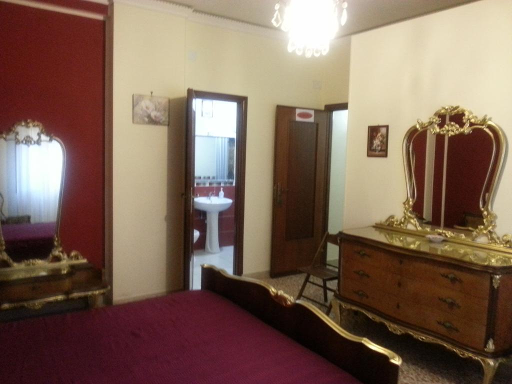 B&B Intrabartolo Trapani Rom bilde