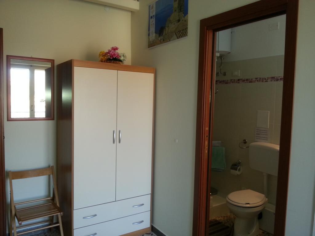 B&B Intrabartolo Trapani Rom bilde